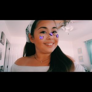 Meet your Posher, Mia